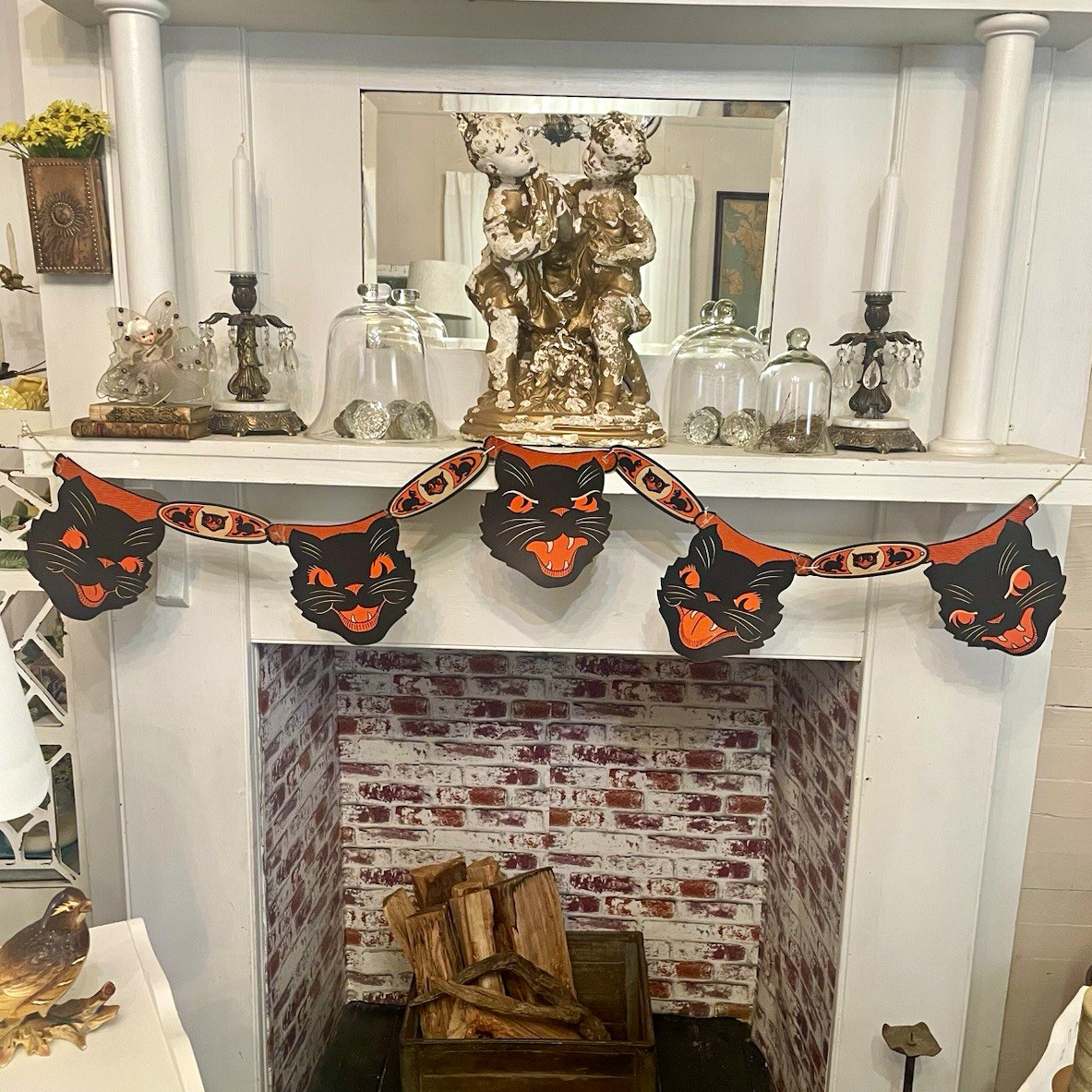Vintage 1940’s Halloween Black Cat Paper Garland Banner/Biestle