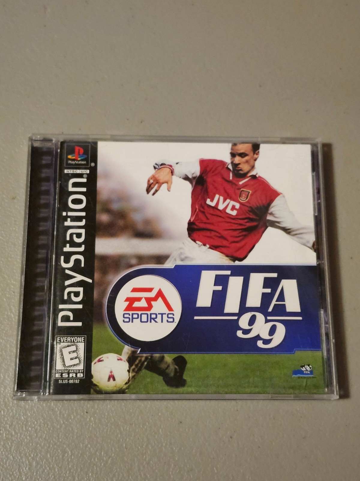 FIFA 99 (Sony PlayStation 1, 1998)  CIB