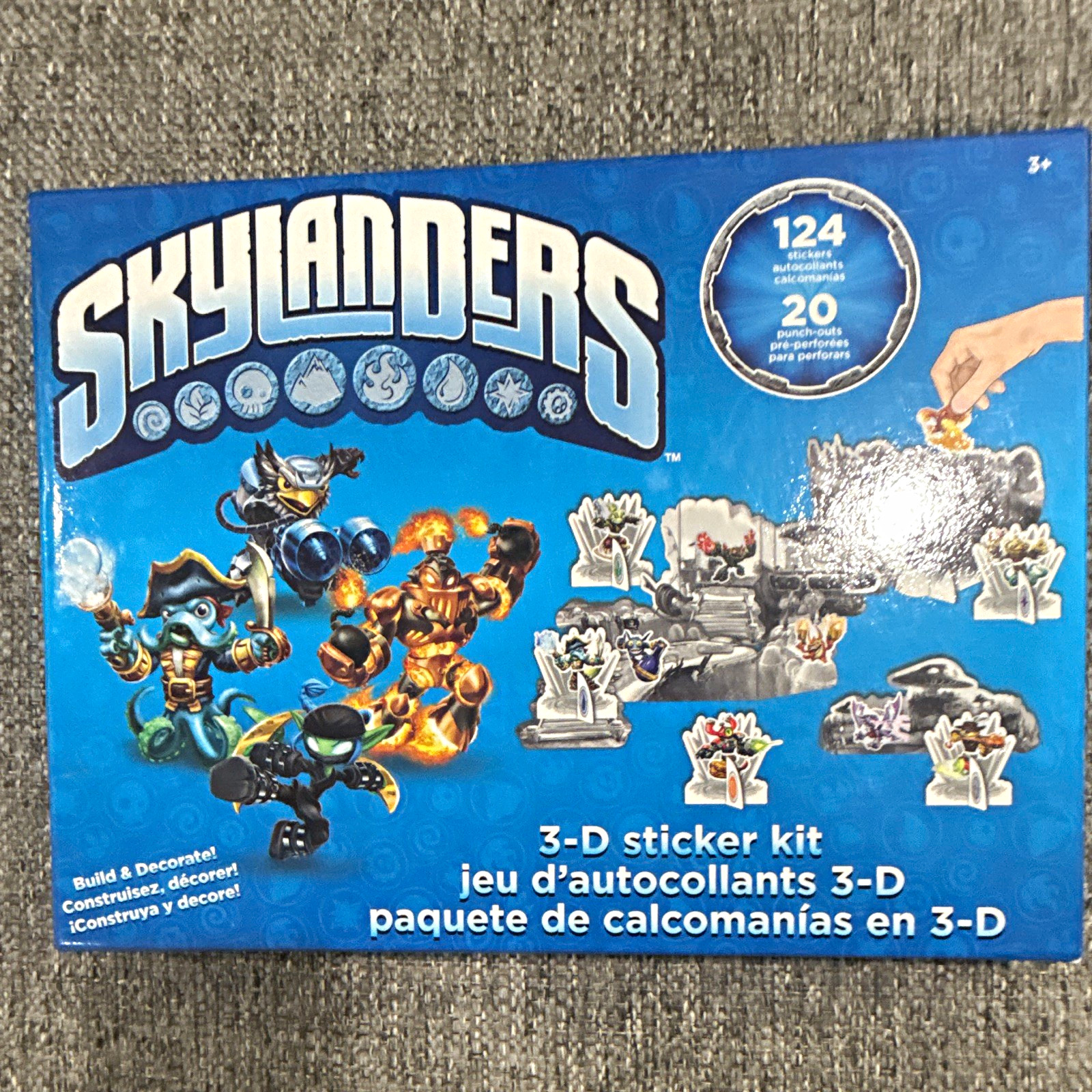 Skylanders 3-D Sticker Kit, 124 Stickers with Punch-Outs, Blue/Multicolor (2012)