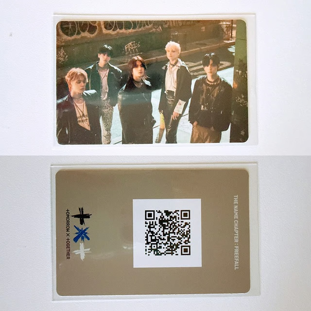 TXT Freefall Group Photocard