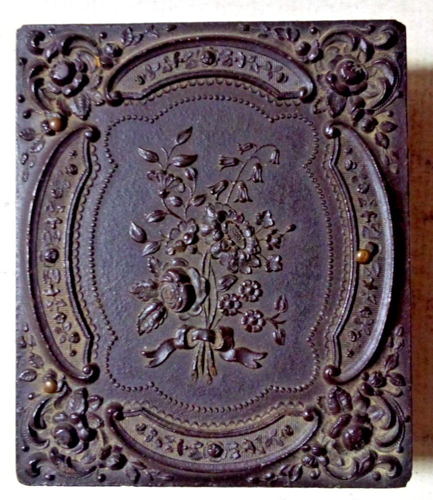 VTG DAGUERREOTYPE EMPTY UNION CASE LITTLEFIELD PARSON CO 1857 FLORAL MOTIF FO