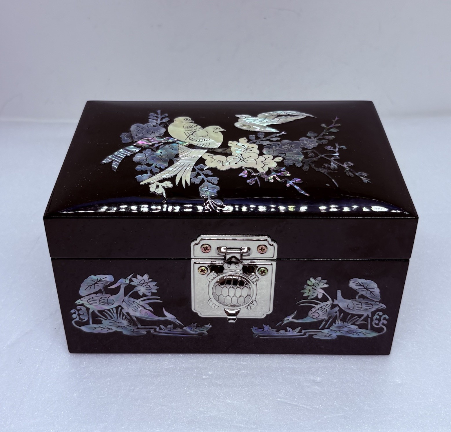 Rare Japanese Lacquered Trinket Music Box Mother Of Pearl Swallow Birds Crane BB