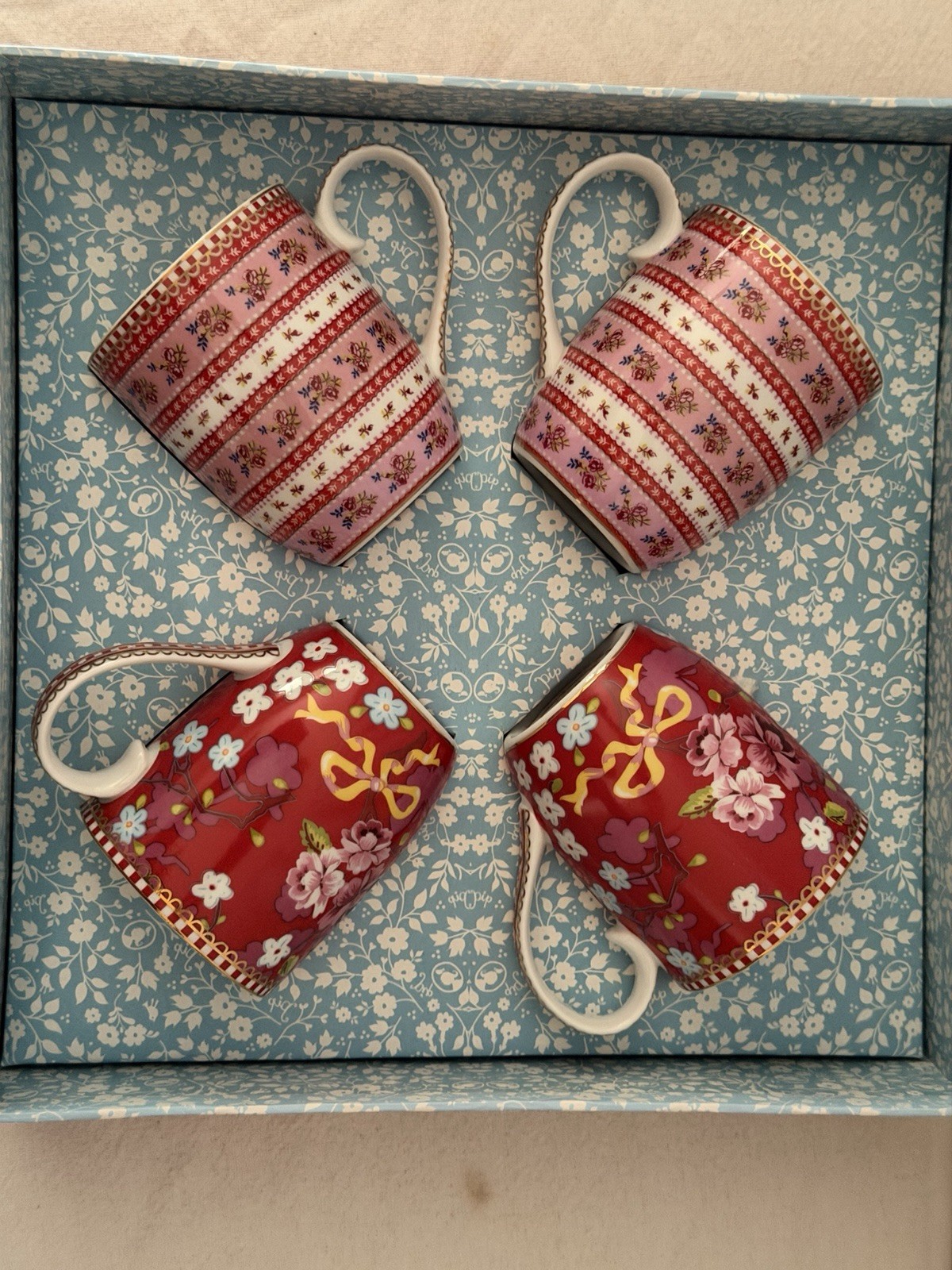 Pip Studio Mug: Set Of Four In Collector’s Box