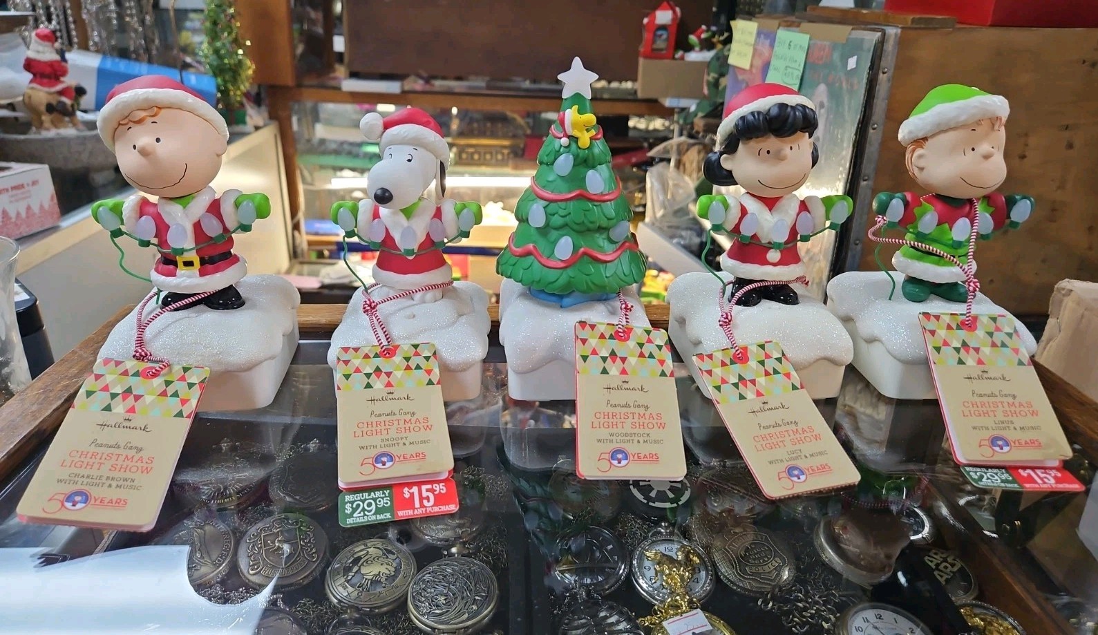2015 Hallmark Peanuts Gang Christmas Light Show Wireless Band Figures Set of 5
