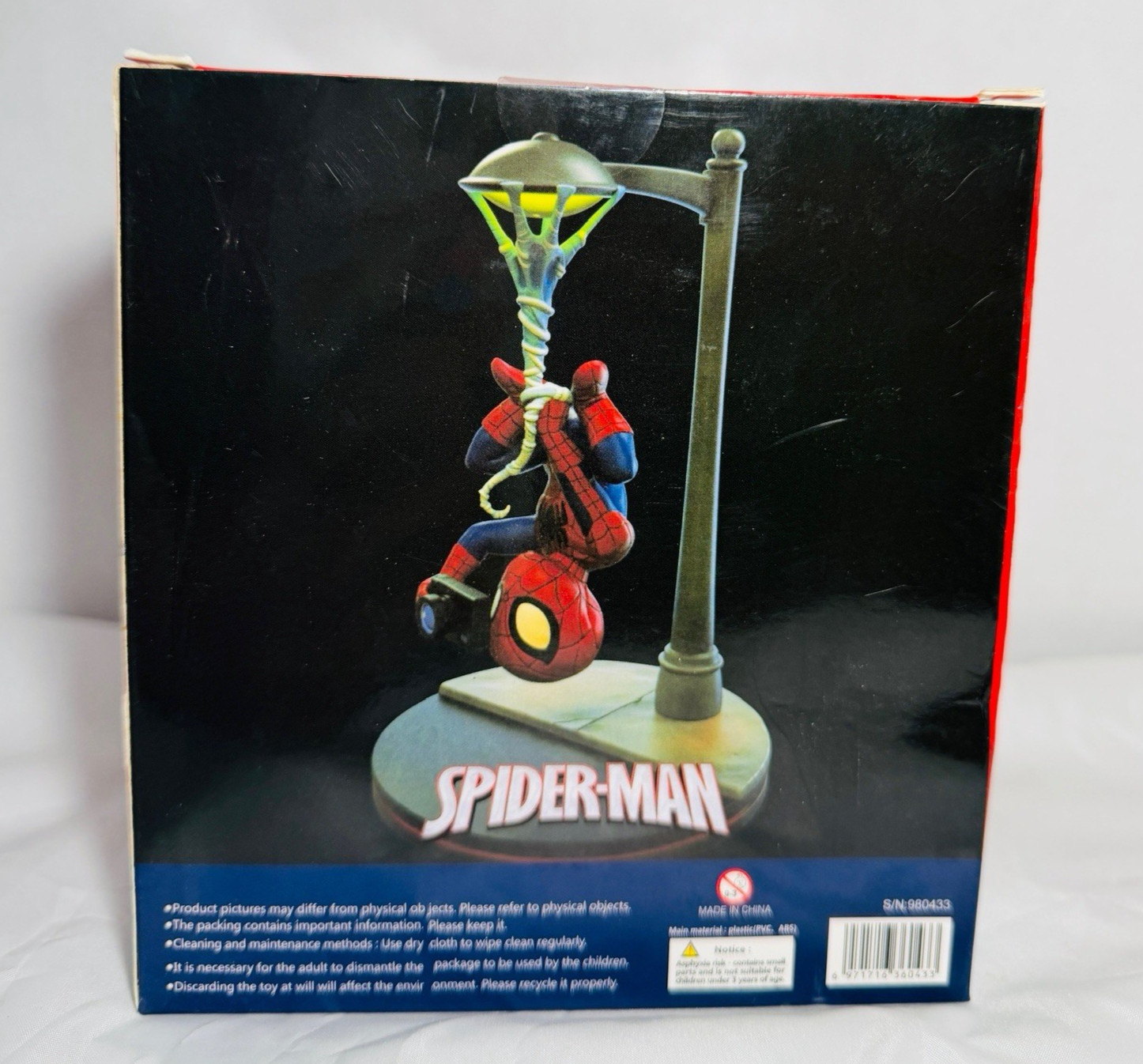 Marvel Spider-Man Red Blue Suit PVC Mini Diorama Statue Figure Superhero Display
