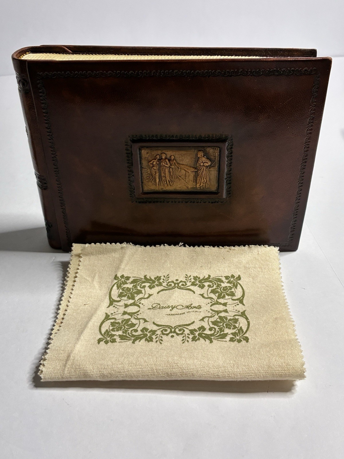 Daisy Arts Handmade Leather Photo Album Scrapbook Italy