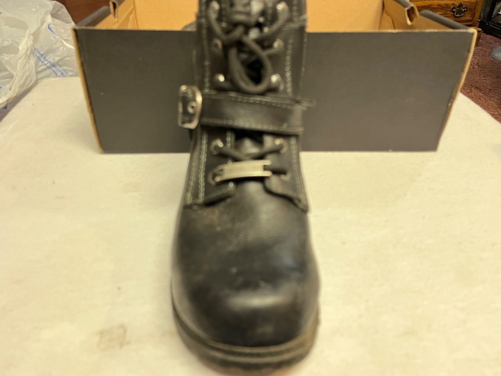 harley davidsom wemens size 8 booth