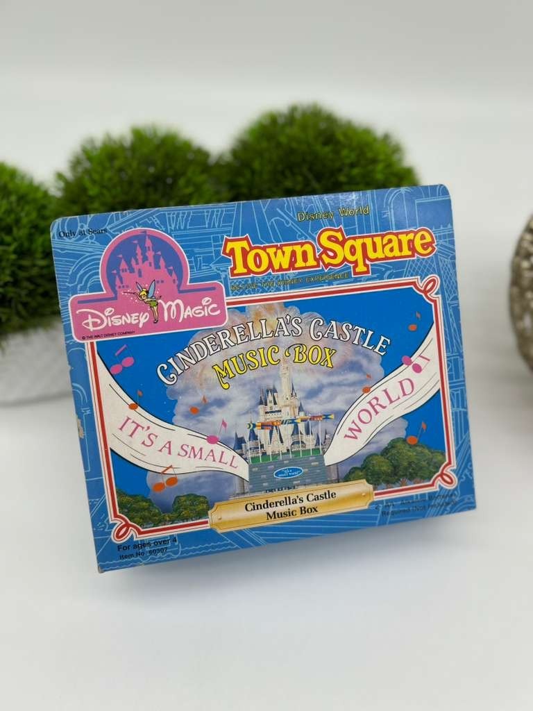Disney Magic Town Square Cinderella's Castle Musical Figurine Sears Exclusive