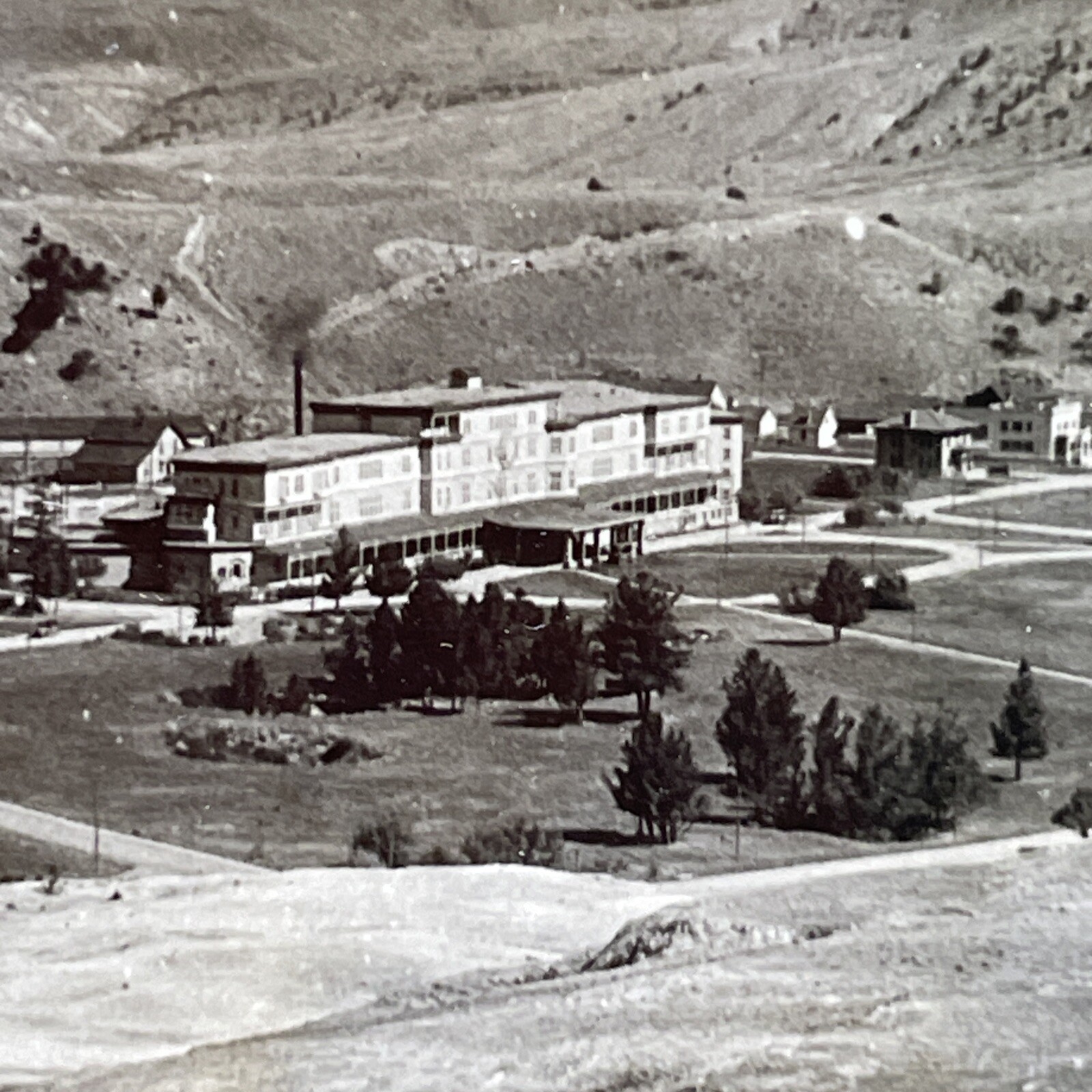 Mammoth Springs Hotel Yellowstone Stereoview Keystone View Co. 1900s Wyoming