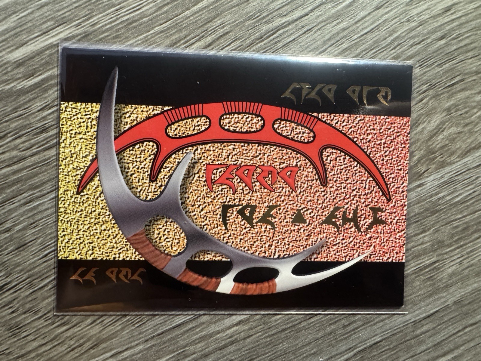 STAR TREK TNG SEASONS CHASE CARD S8 SKYBOX 1995 BAT'TELH KLINGON SWORD OF HONOR