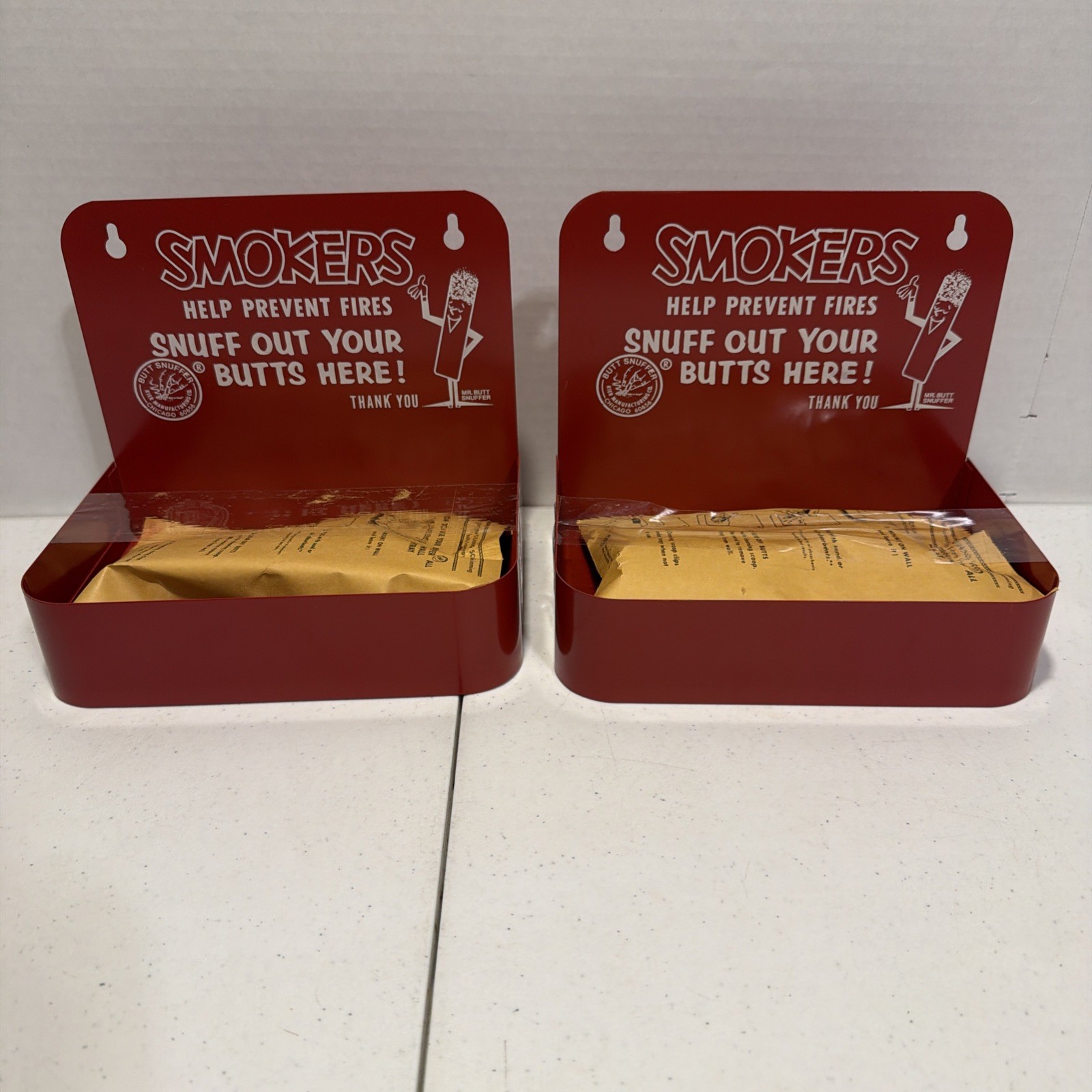 2x Vintage MR. BUTT SNUFFER Steel Ashtrays - Smoker Memorabilia - NEW RARE