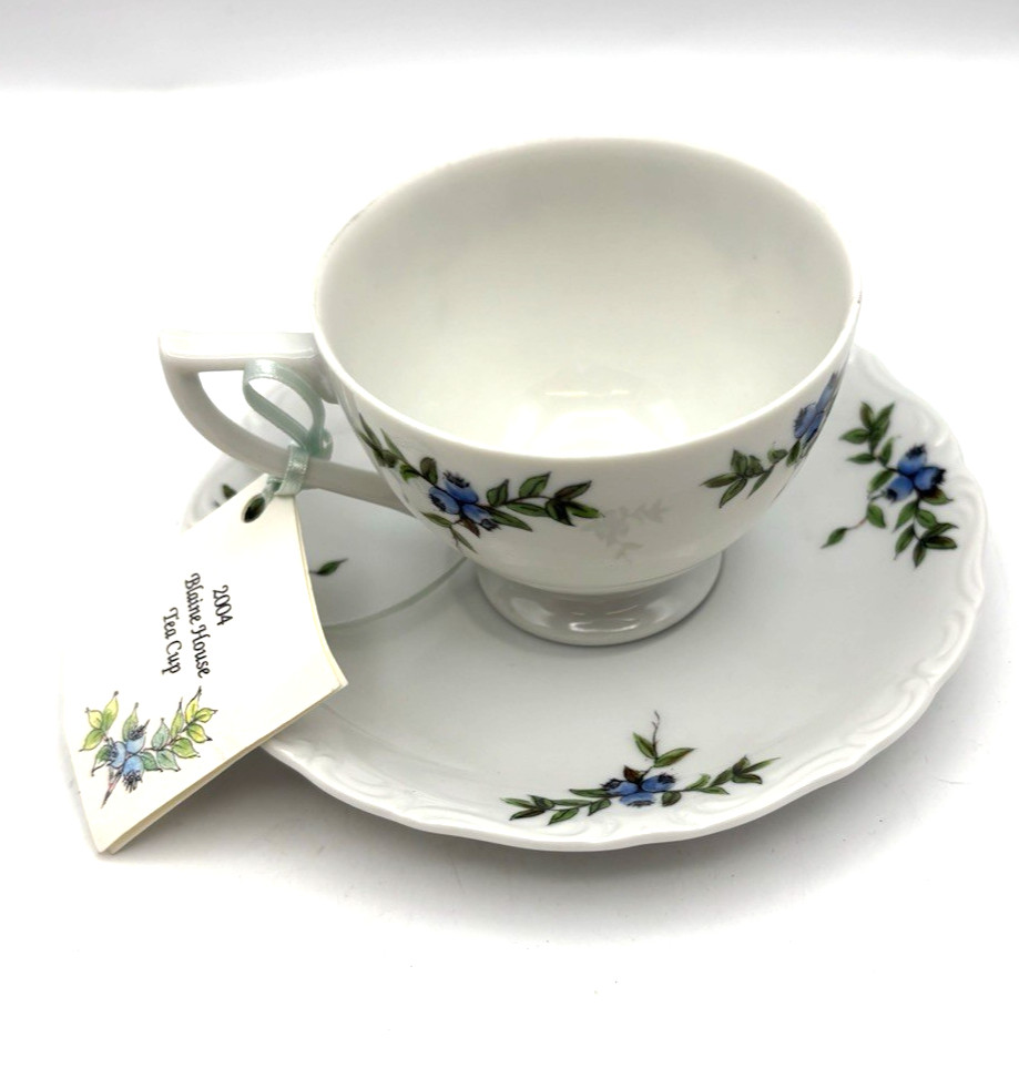 BLAINES MAINE ME Antique Souvenir China blueberry tea cup & saucer