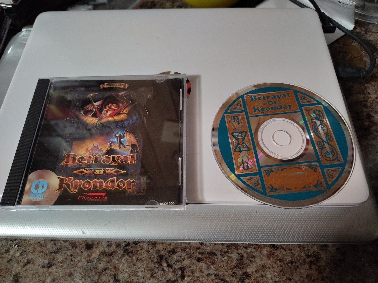 Pc Video Game Betrayal at Krondor (PC, 1993) Cd