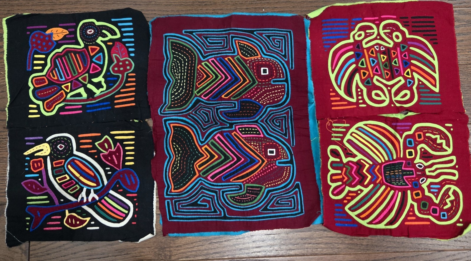 VTG Panamanian Kuna Indians MOLA, HANDMADE, Bird on Branch, Layered Fabric (W7)