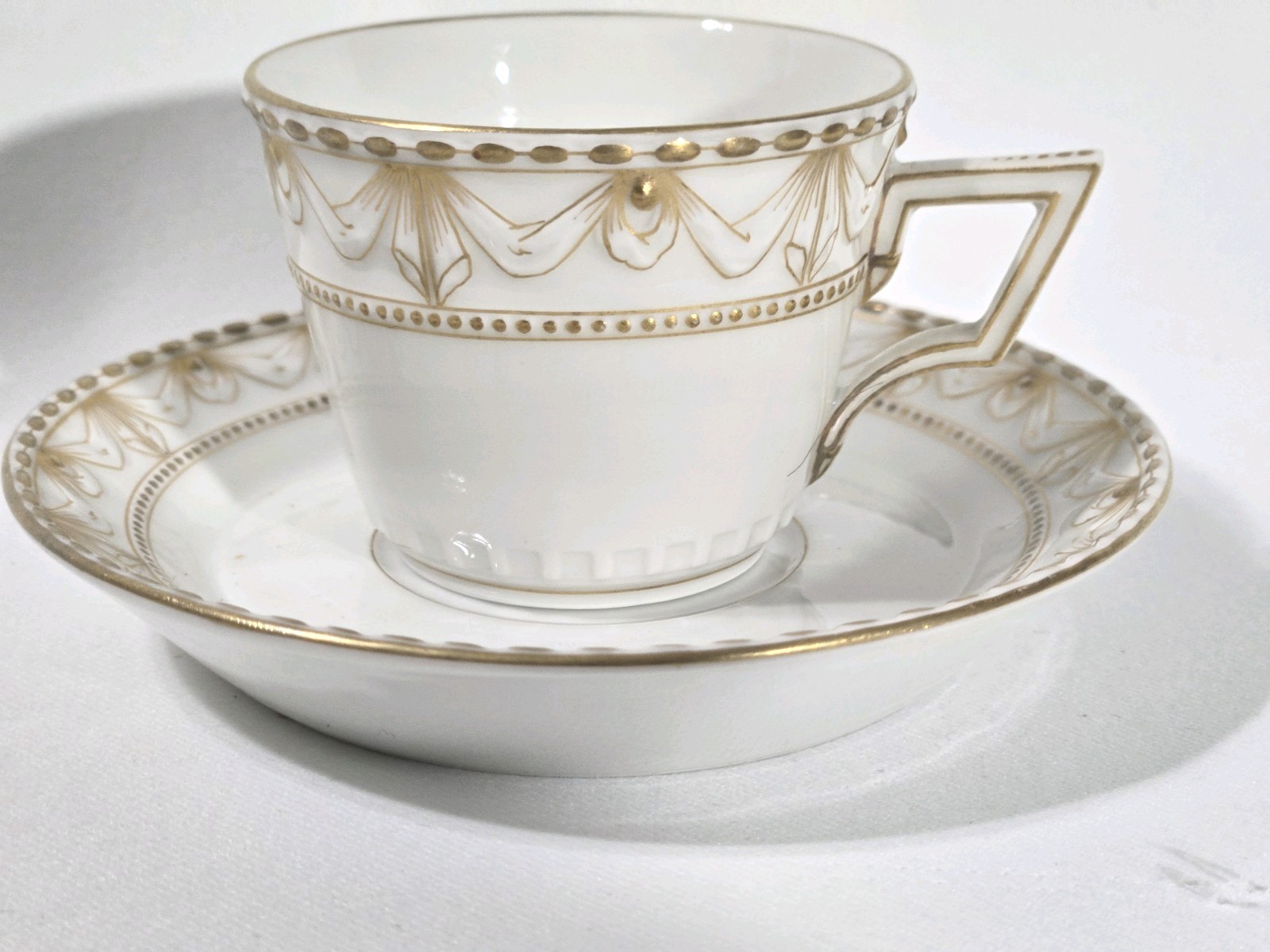 MINT KPM Porcelain - Kurland Shape Gold Laurel & Swags - Cup & Saucer- Gold