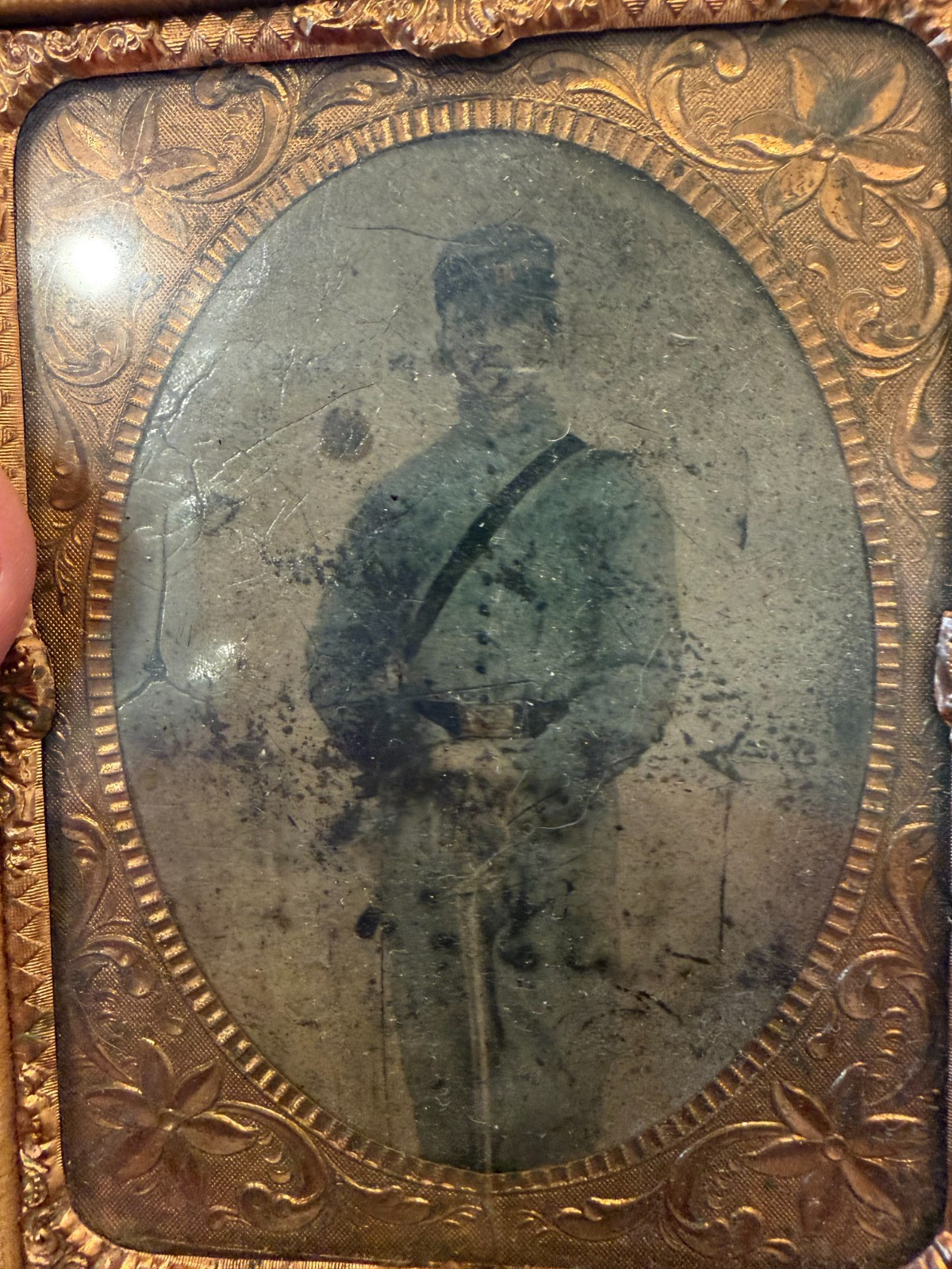Civil War Era Union Soldier Tintype Holding Sword Antique Cased Military Photo