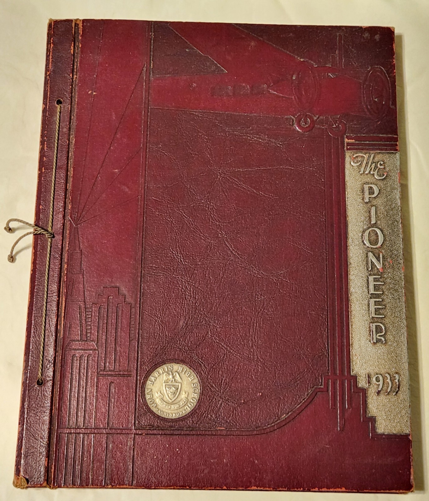 VINTAGE 1933 JOHN HARRIS HIGH SCHOOL HARRISBURG PA YEARBOOK ART DECO