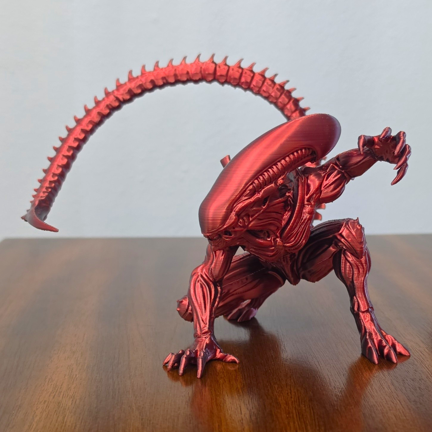Aliens Alien Xenomorph Collectible Figure Black & Red Sci-Fi Horror