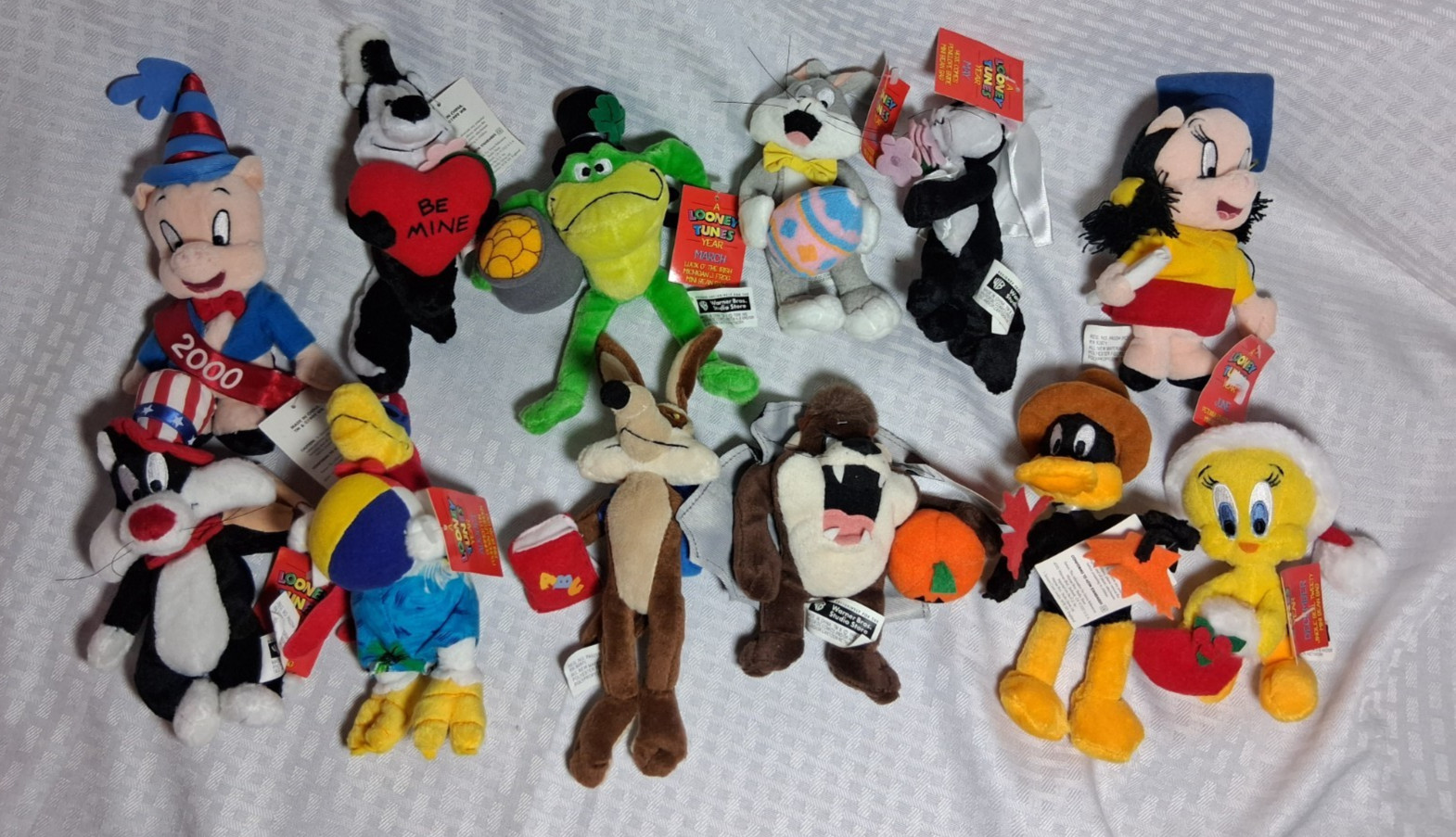 Looney Tunes 1999 Mini Bean Bag Plush Set of 12 Unopened Bag Sealed