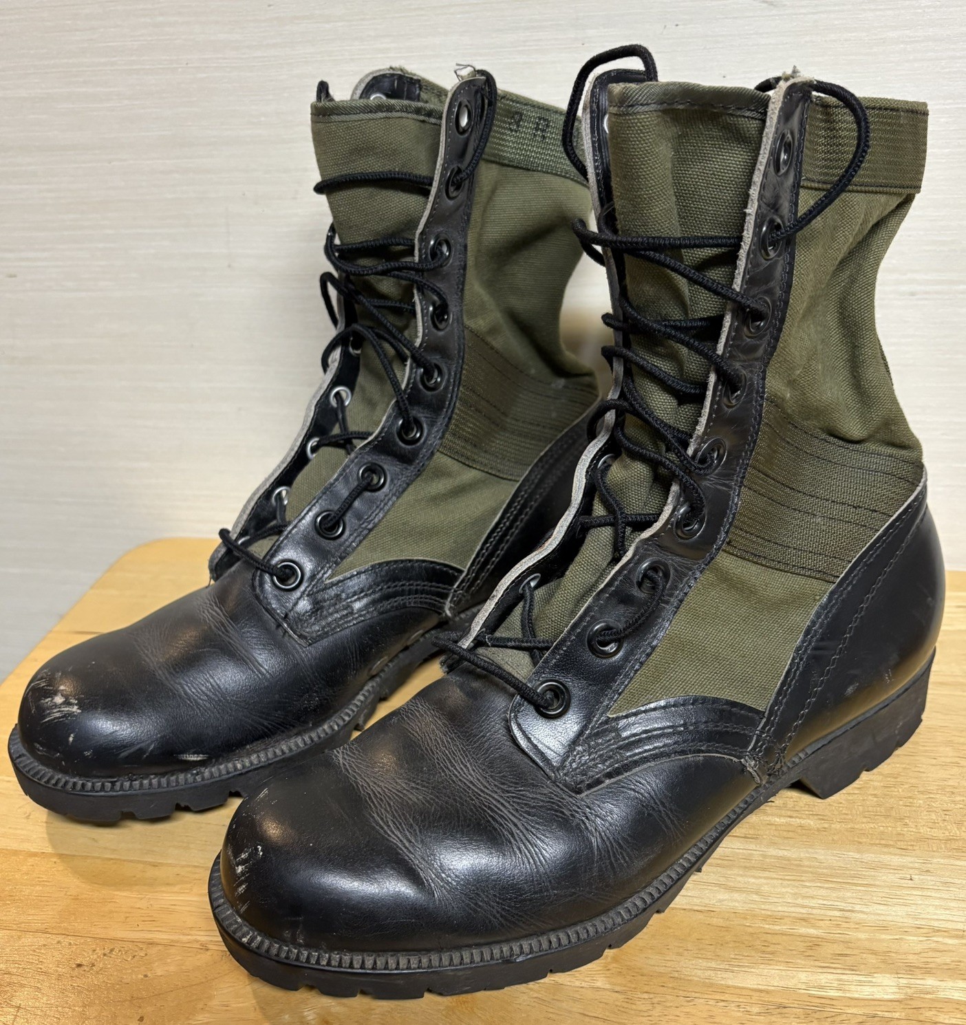 Vintage Bata 1960s Vietnam USGI 3rd Pattern Jungle Boots Spike Protective 8R EUC