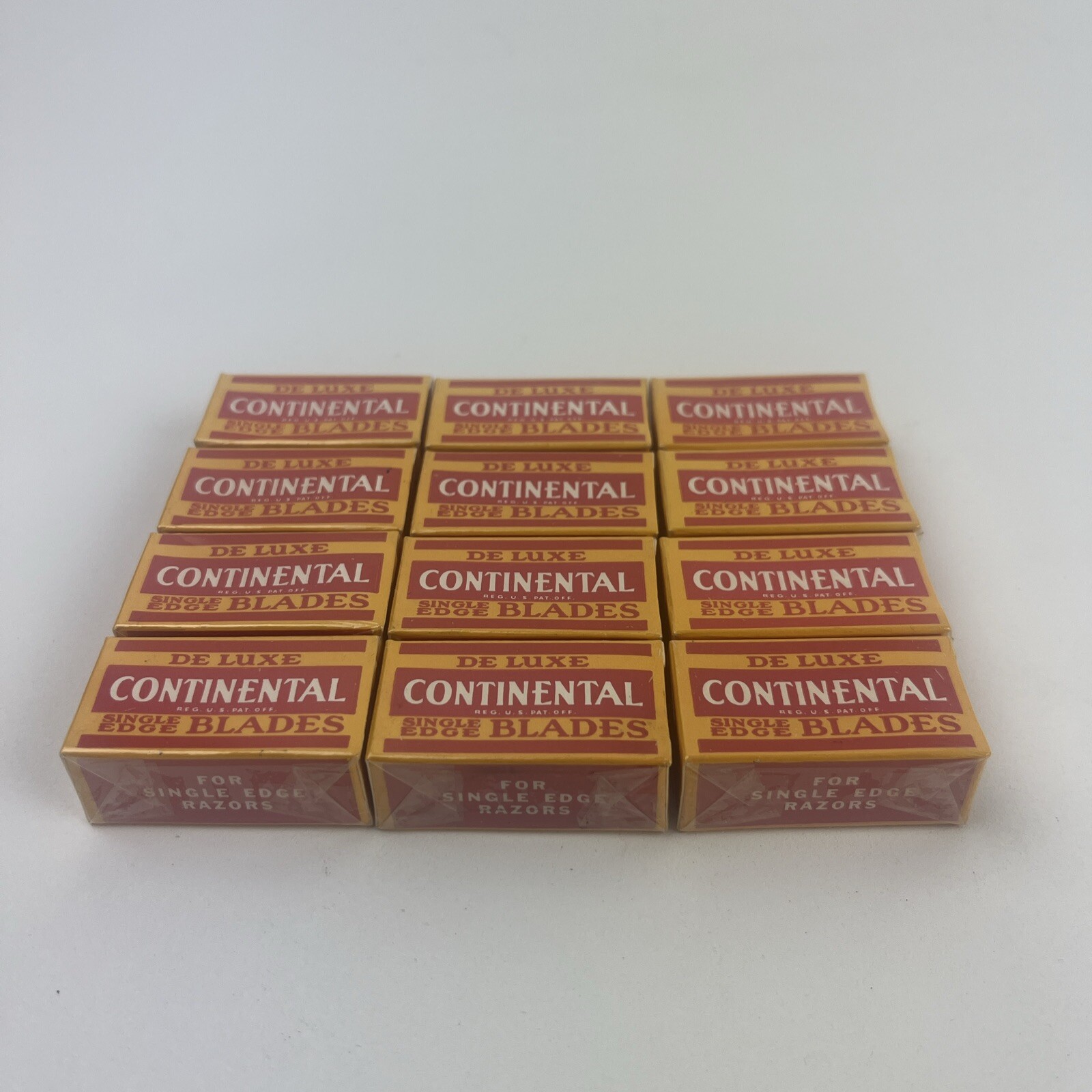 Lot of 12 Sealed Vintage De Luxe Continental Blades for Single Edge Razors USA
