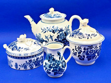 Rare 18th C. Dr Wall First Period Worcester Porcelain Tea & Tableware Set picture