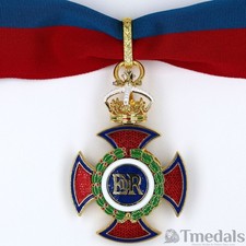 British Order of Merit OM Elizabeth II Civil Neck Badge Medal with Ribbon Repro picture