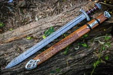 Hand Forged Damascus steel Viking Sword Sharp / Battle Ready Medieval Sword picture