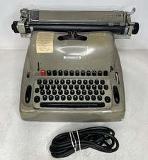 OLIVETTI LEXICON 80E 1955 MARCELLO NIZZOLI'S TYPEWRITER FOR PARTS picture