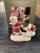 Vintage 2002 DEPT 56 SIMPLE TRADITIONS 'TAKE MY HAND' HOLLY LANE FIGURINE #M picture