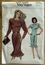 Vogue Pattern 9958 Misses’ Semi-Fitted Straight Below Mid-Knee Dress Size 6-10 picture