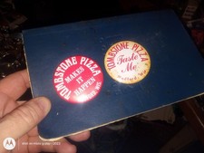 VINTAGE TOMBSTONE PIZZA BUTTON PINBACKS Lot Of 2 displays great fast shipping picture