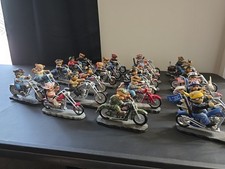 23 Of The Hamilton Collection's 