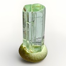 Beautiful Untreated Raw Aquamarine Crystal Natural Gemstone Grade Rough Specimen picture