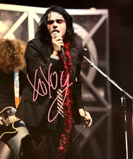 Gerard Way (MY CHEMICAL ROMANCE) Signed 8x10