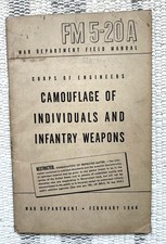 VINTAGE WW2 (1944) WAR DEPT FIELD MANUAL CAMO OF INDIVIDUALS & INFANTRY WEAPONS picture