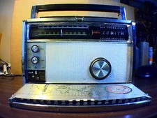 Zenith Royal 3000 in good condition with electronic restoration. Great reception picture