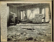 1976 Press Photo Scene of Bomb Blast at Hearst Castle, San Simeon - lra69547 picture