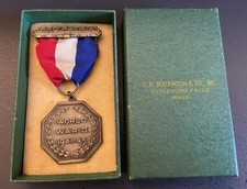 Rare WW2 Local Service Victory Medal - Hayward-Schuster Mills, MA - In Orig Box picture