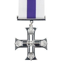 REPRODUCTION Military Cross Miniature British Medal 18mm *[CMMC] picture