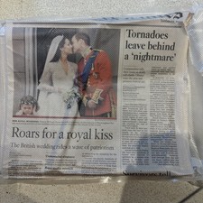 ⁠Los Angeles Times Newspaper 4/30/11 Prince William & Kate Middleton  Wedding⁠ picture