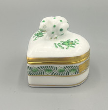 Vtg Herend Hungary Apponyi Green Porcelain Heart Trinket Box Bunny 6112/AV AS IS picture