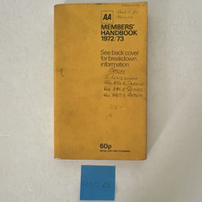 AA Automobile Association Members' Handbook 1972/73 Road & Breakdown Info Book picture