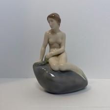 VTG Circa 1969 Royal Copenhagen Porcelain Figurine “The Little Mermaid” #4431 picture