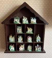 Lenox Princeton Gallery English Country Cottage Thimbles (13) and Wood  Shelf picture