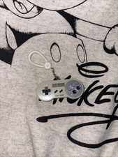 Nintendo Super Nintendo Controller Keychain SNES Game Console Keyring Toy Mini picture