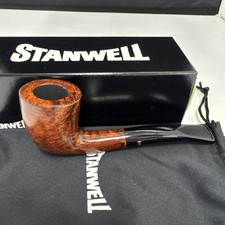 Stanwell Royal Guard Briar Tobacco Pipe Style 140 - Smooth Finish - New picture