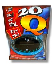 2004 Radica 20Q 20 QUESTIONS ELECTRONIC GREEN  HAND-HELD GAME - NEW picture