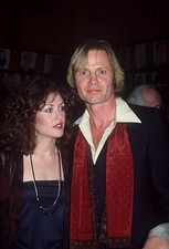 Jon Voight with his girlfriend Stacy at Sardi's circa 1970 New York Old Photo picture