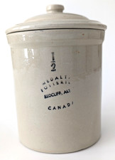 Vintage Medalta Pottery 1/2 Gallon Crock with Lid – Redcliff Alberta Stoneware – picture